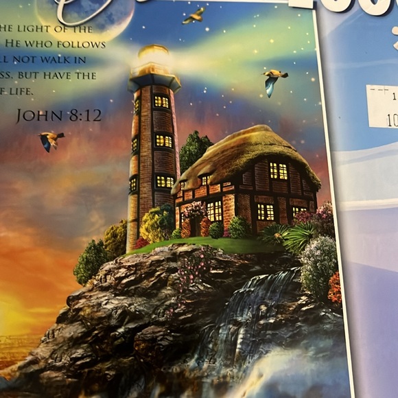 Inspirations 1000 Piece Lighthouse Puzzle - Picture 8 of 8